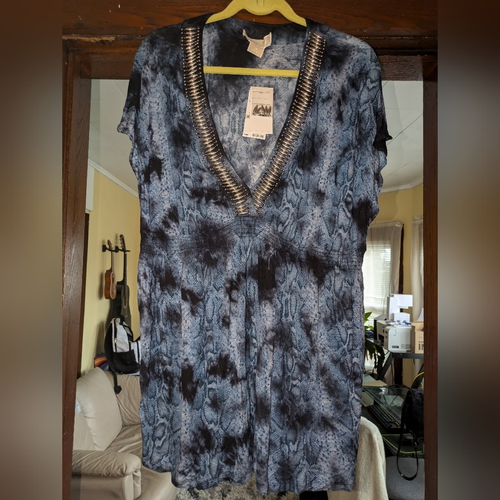 Beautiful Michael kors sea glass blue animal print short sleeve blouse size 1X